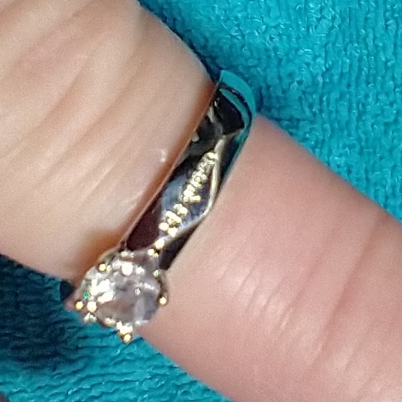 Elegant Silver Cz Ring Reads His Queen - Picture 5 of 6